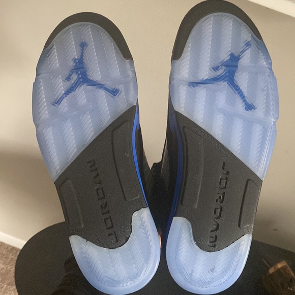 Jordan’s - Picture 3 of 3